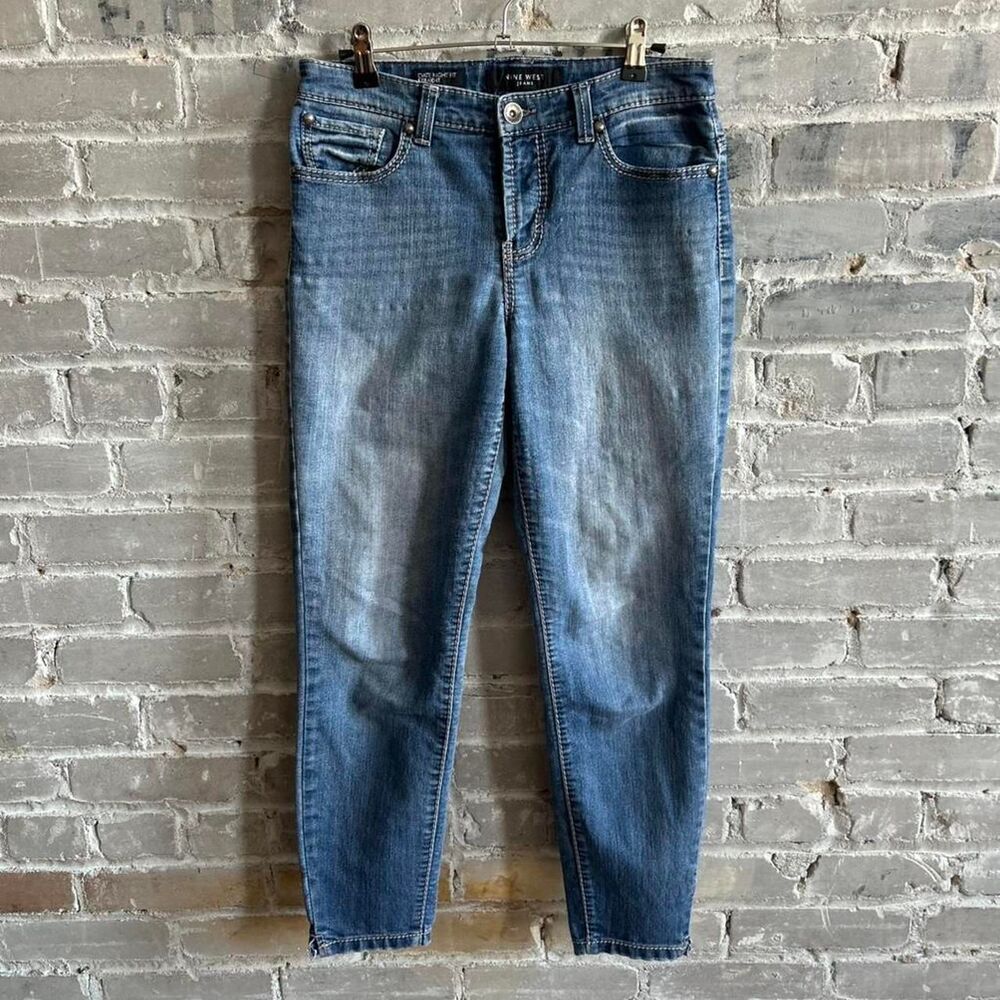 Nine West Jeans Date Night Fit Straight Leg Blue Denim Rhinestone Pocket Sz 6/28